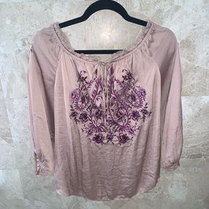 White House Black Market embroidered blouse M